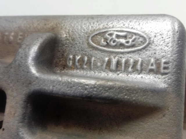 Подушка КПП Ford GK217M124AE