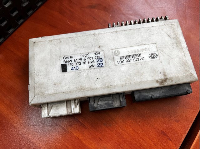 61356901228 BMW 
