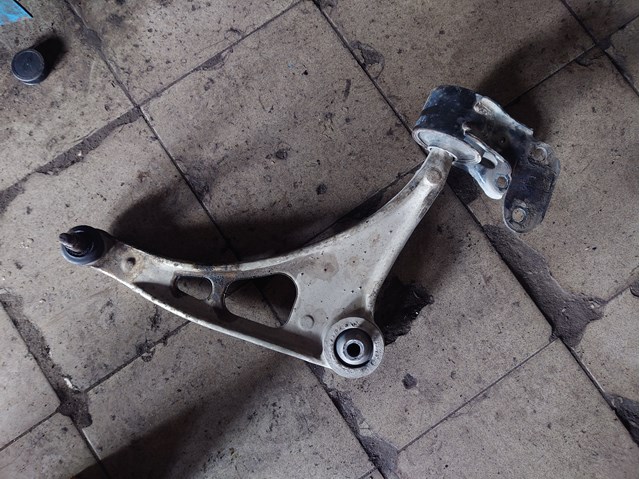 Правый рычаг передней нижней подвески Honda 51350TZ5Y10 цена, от 253.84 USD