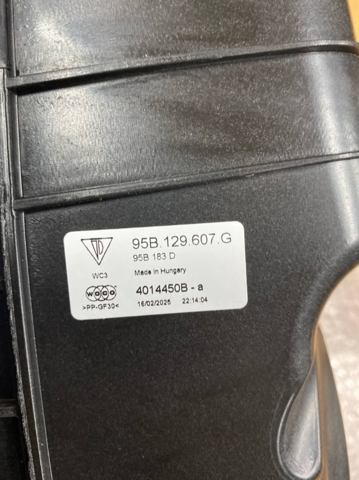 Корпус воздушного фильтра в сборе Porsche 95B129607G цена, от 63.35 USD