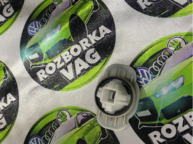 VAG 8W6853909C цена, от 3.80 USD