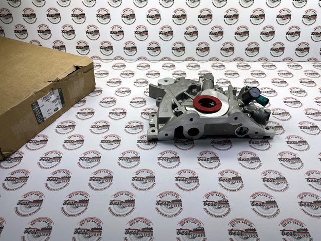 Купить LR096231 Land Rover Насос маслозакачивающий