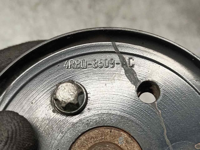 Шкив помпы водяного насоса Land Rover 4R8Q8509AC цена, от 11.86 USD