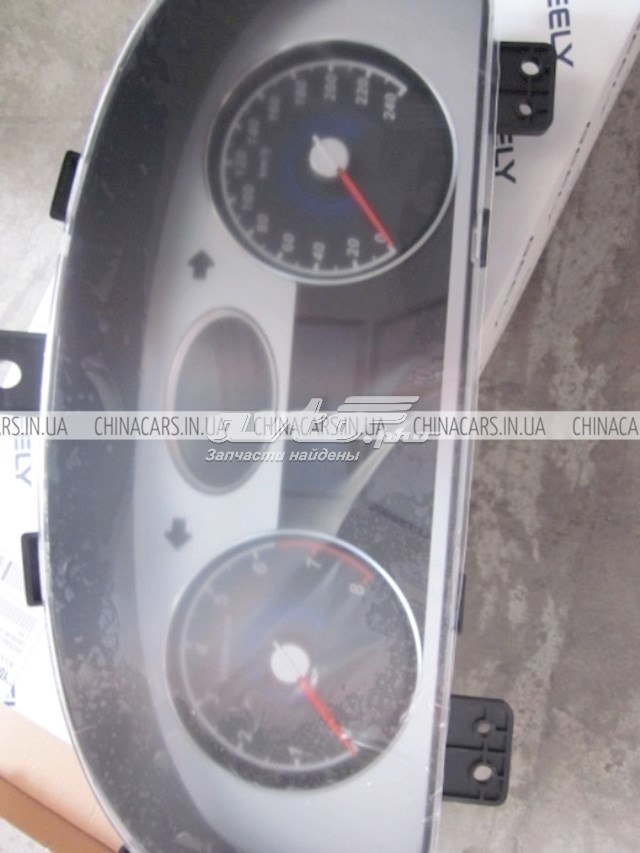 Панель приборов 1067001101 Geely