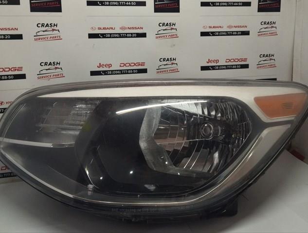 Левая фара 92101B2270 Hyundai/Kia