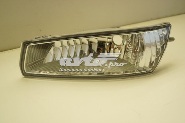 Luzes de nevoeiro esquerdas para Toyota Avensis (LCM)
