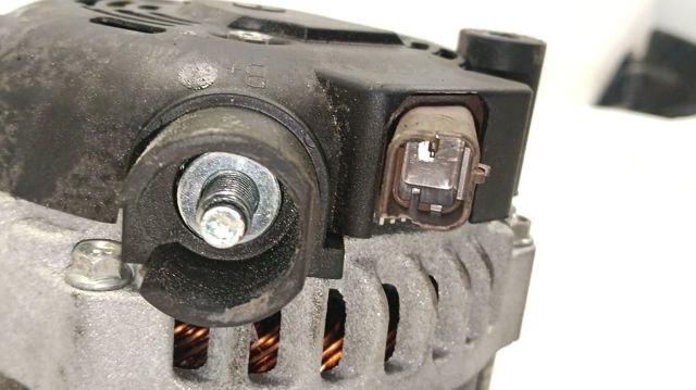 Генератор 9826573480 Peugeot/Citroen