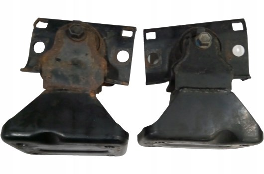 Кронштейн подушки (опоры) двигателя правой Nissan/Infiniti 112321LA0A цена, от 57.20 USD