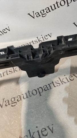 Кронштейн решетки радиатора VAG 760853819C9B9 цена, от 161.77 USD