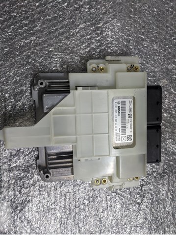 Модуль управления двигателем Land Rover LR122382