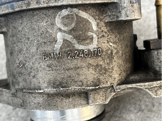 2248170 Land Rover 
