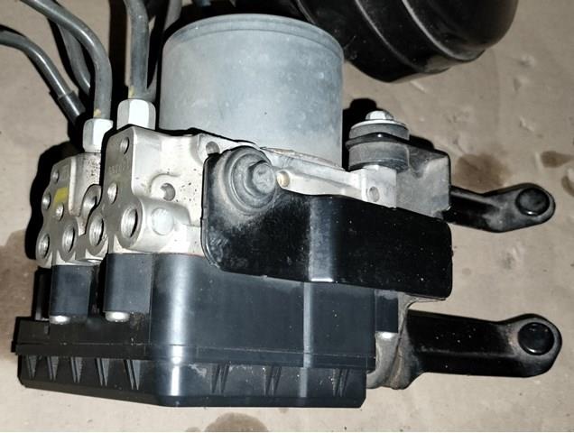 476604GU0A Nissan/Infiniti Блок ABS гидравлический