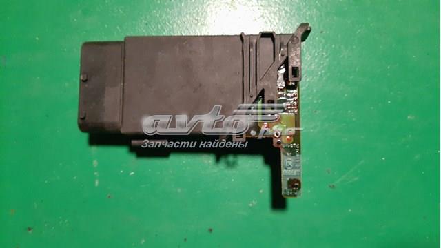 Блок управления стеклоподъемником 101448203 VAG