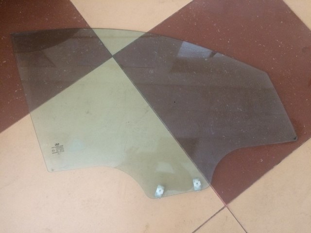 Стекло водительской двери XYG GS3218D301