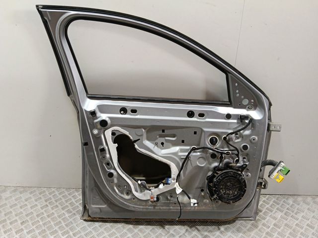  Дверь передняя левая Opel Corsa 