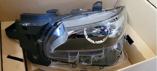 Фары Mazda TM52510L0B