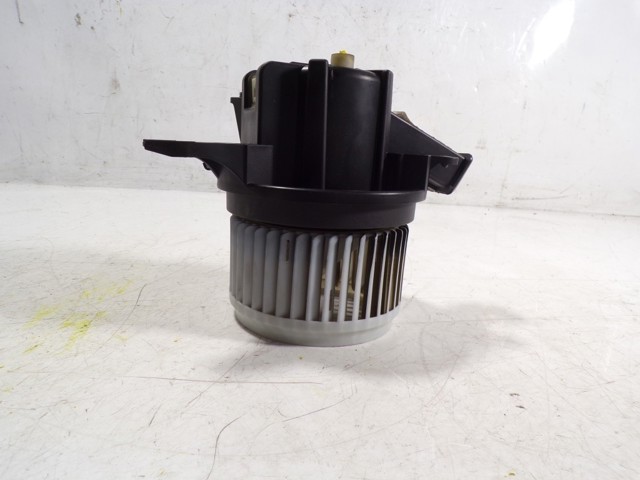 Мотор вентилятора печки (отопителя салона) Fiat/Alfa/Lancia 77367171 цена, от 76.96 USD