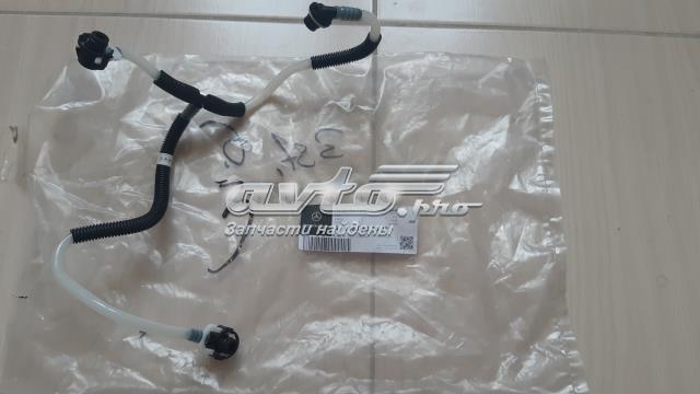 Обратная топливная трубка A6120702632 Mercedes
