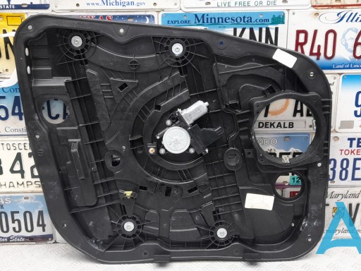 Стеклоподъемник передней двери Hyundai/Kia 82471C6000