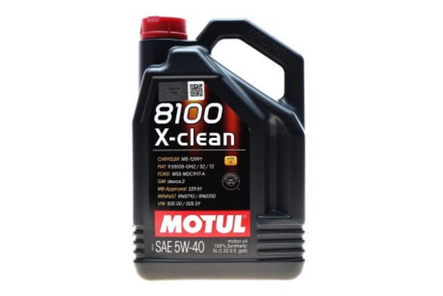 Моторное масло 843451 Motul