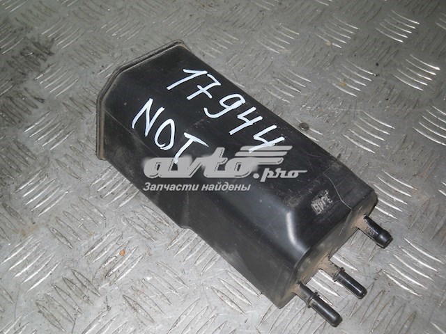 Adsorvedor dos vapores de combustível para Nissan JUKE (F15)