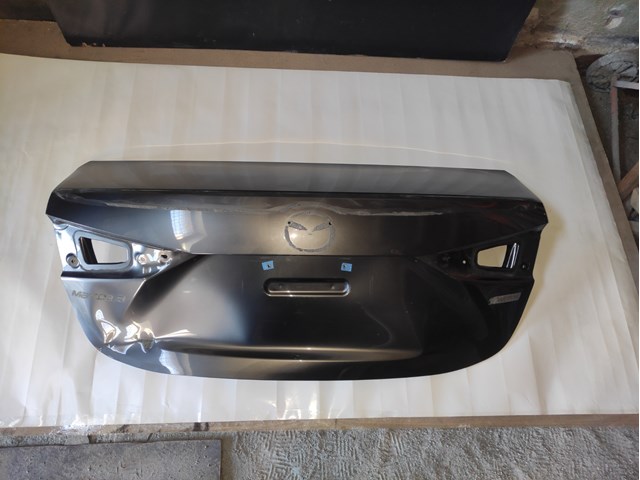 Купить BJY15261XD Mazda Крышка багажника