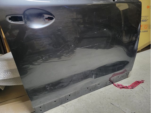 Дверь передняя правая Mazda KBY05802XE цена, от 698.94 USD