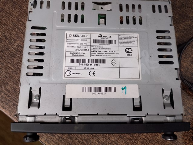 Купить 281154063R Renault (RVI) Заводская магнитола