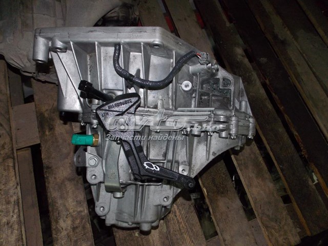 КПП в сборе (механическая коробка передач) на Nissan Qashqai II 