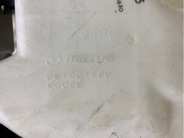  GS1D67480 Mazda