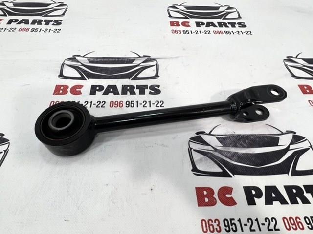 551106RA0A Nissan/Infiniti Продольный рычаг задней подвески, нижний