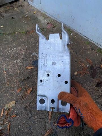 Кронштейн усилителя переднего бампера BMW 51117406391 цена, от 78.73 USD