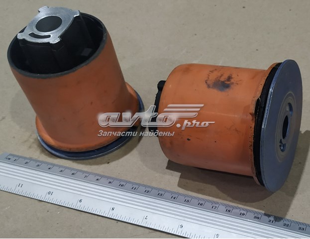 550442806R Renault (RVI) задня втулка megane iv