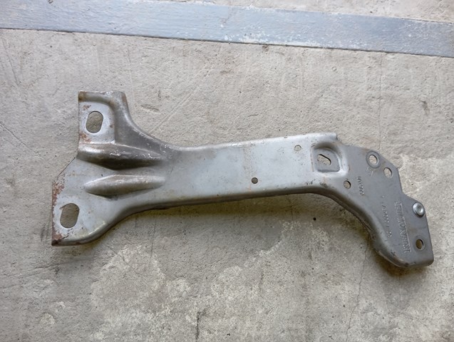 681710004R Renault (RVI) 