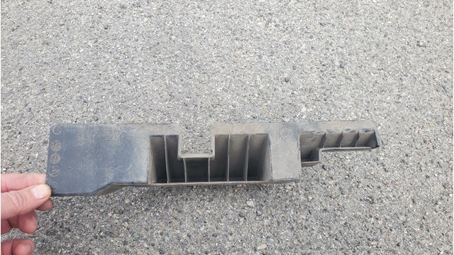 Protetor de lama direito do pára-choque dianteiro para Toyota C-HR (X10)