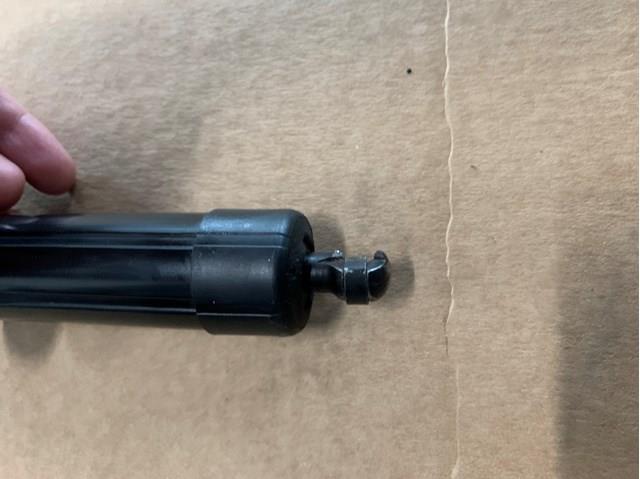 LR051452 Land Rover Амортизатор крышки багажника
