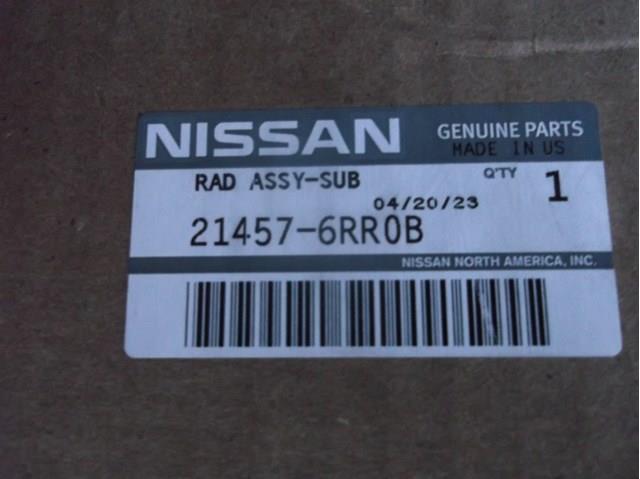 Купить 214576RR0B Nissan/Infiniti Радиатор охлаждения двигателя дополнительный