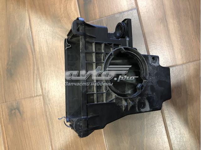 P501133AY Mazda caixa de filtro de ar
