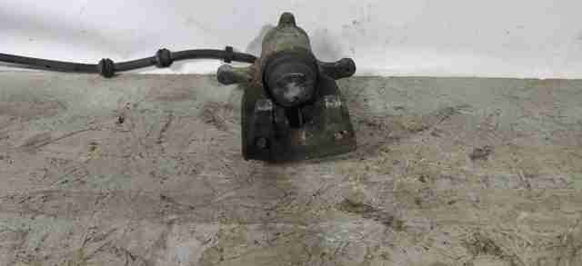 Тормозной суппорт задний левый на Mercedes ML/GLE  C292