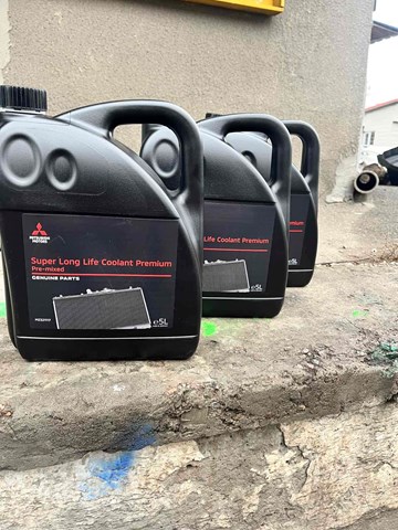 MZ320130 MITSUBISHI Liquido refrigerante original y equivalente