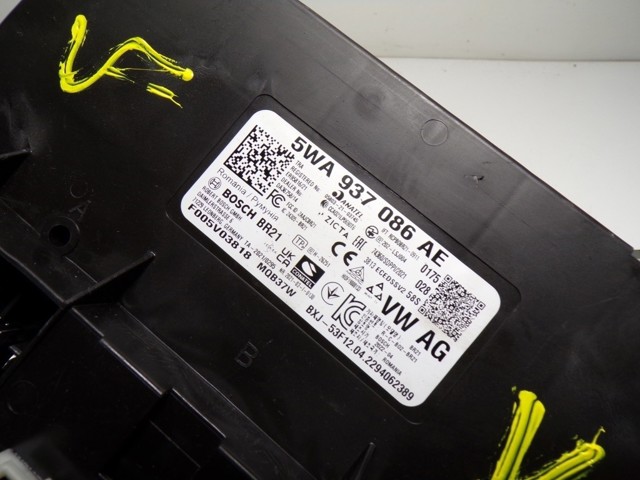 5WA937086AE VAG 