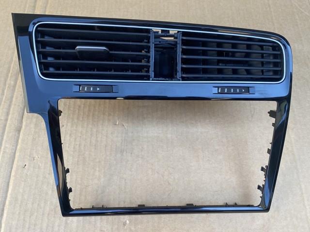  VAG 5G1819743G