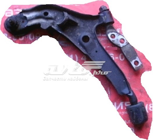 545012J001 Nissan braço oscilante inferior esquerdo de suspensão dianteira