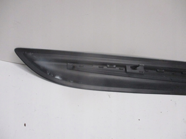 Купить 95B837889 Porsche 