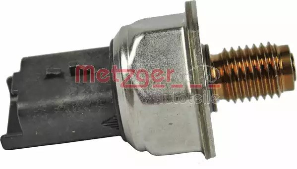 Датчик давления топлива 906213 Metzger