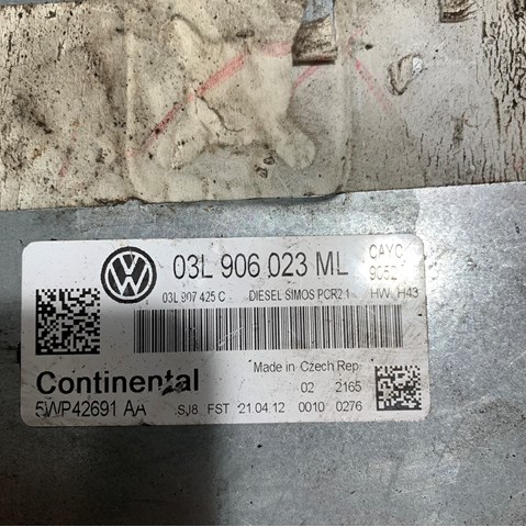 Модуль управления двигателем VAG 03L906023ML
