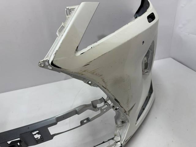 Бампер передний Toyota 5211948590