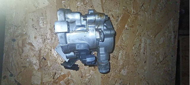 Купить PE0718G00B Mazda Вакуумный насос