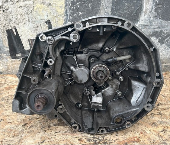 Купить JR5009 Renault (RVI) 