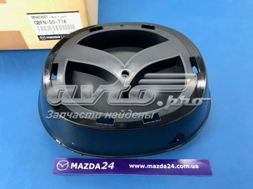 Кронштейн эмблемы решетки радиатора GBFN50716 Mazda